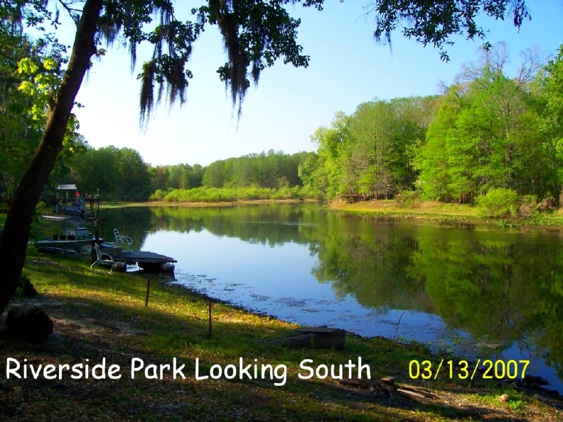 Looking south on the Withlacoochee - Riverside RV Park is all about scenery!
